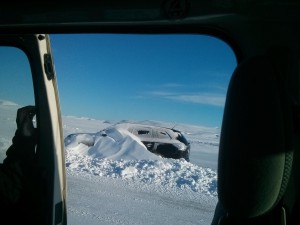 Kann im Winter schnell passieren: Abseits der Straßen stecken geblieben...