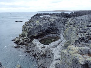 Natürlicher Pool an der Südküste bei Grindavik