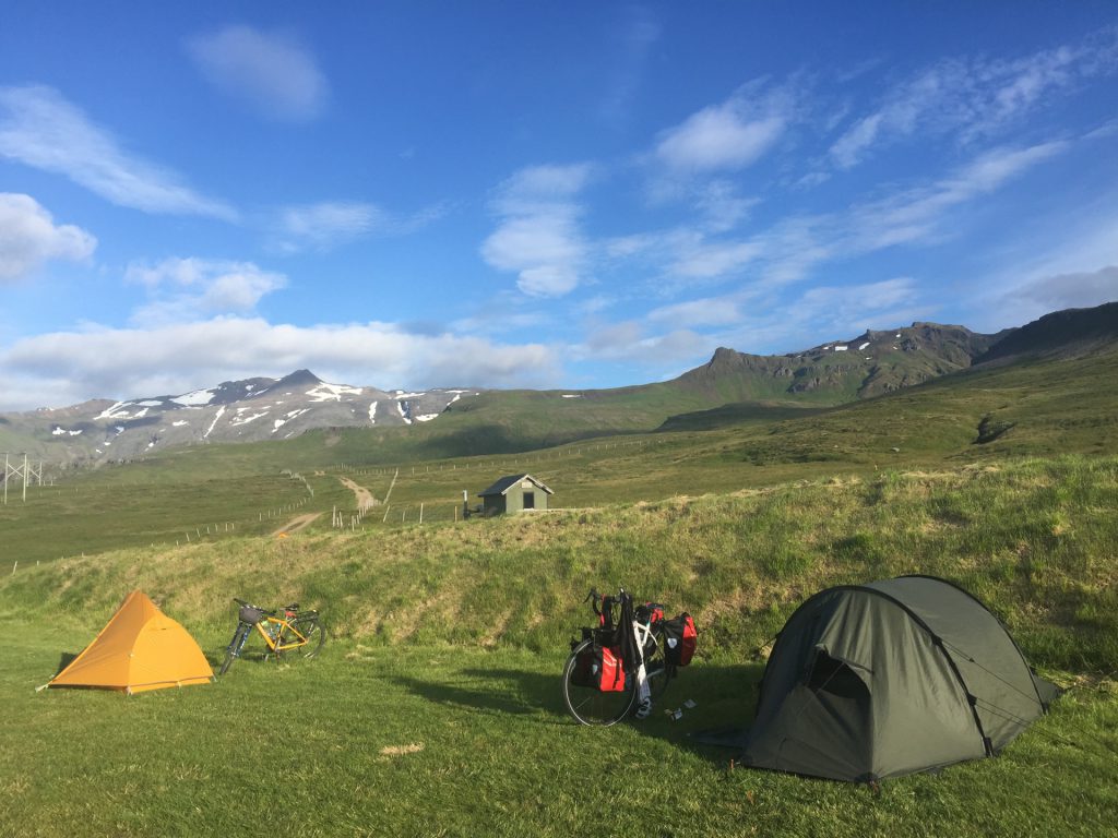 Camping in Island