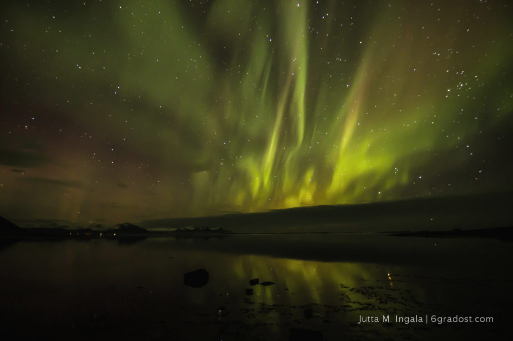 6 Grad Ost - Aurora Borealis in Island