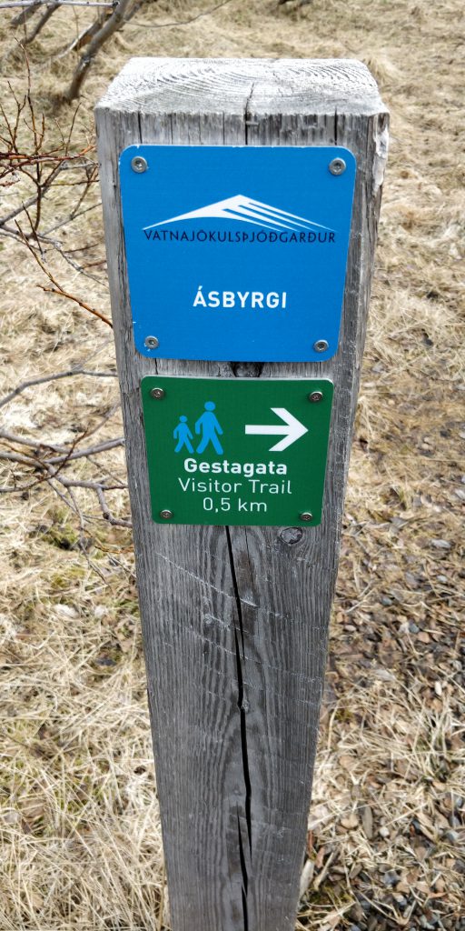 Ásbyrgi - Die beeindruckende Schlucht im Norden von Island